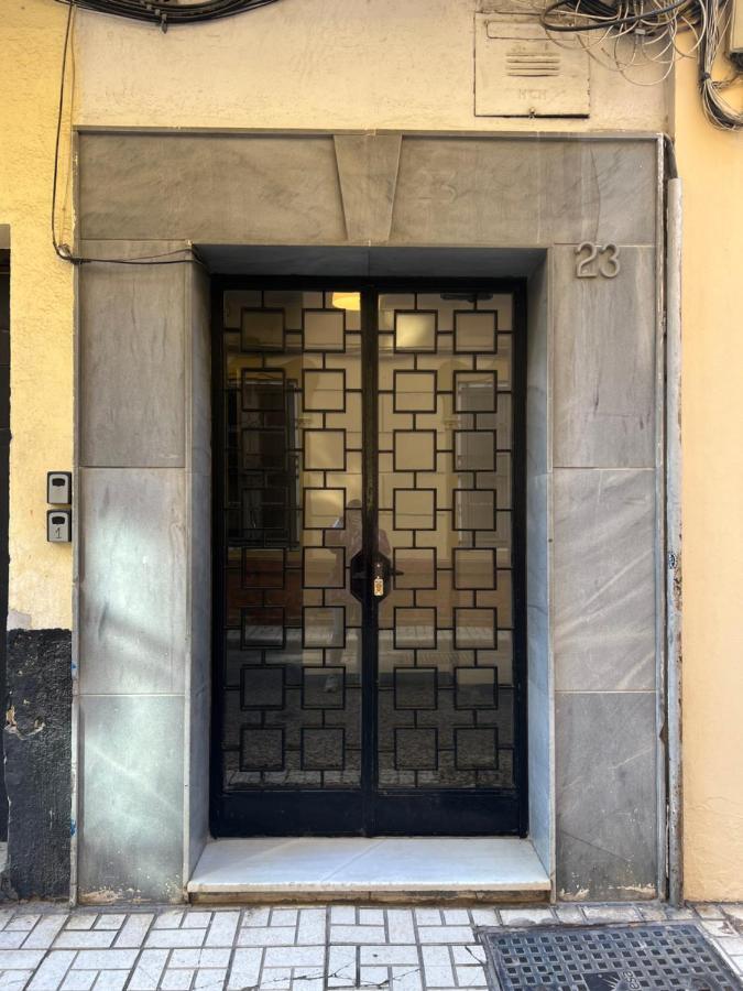 Huerto & Private Patio In The Old Town By Ele Apartments มาลากา ภายนอก รูปภาพ